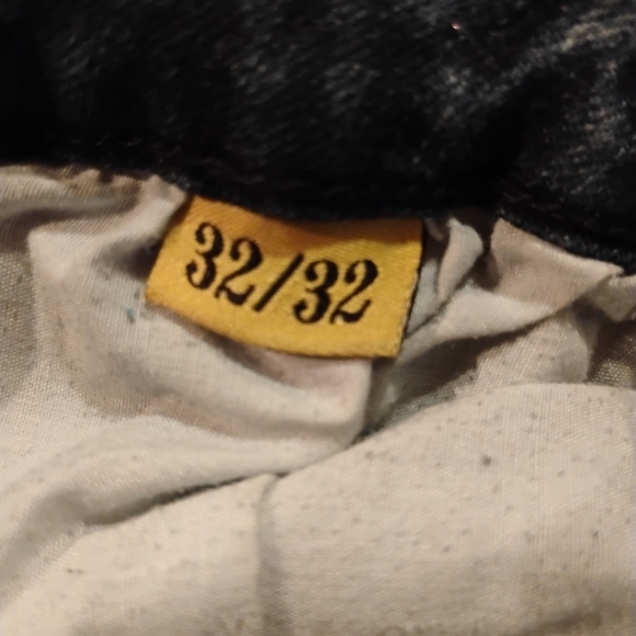 Grindhouse Distressed Blue Jeans With Metal Logo Size Of 32x32 - Picture 11 of 12